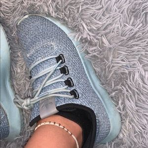 Adidas tubular shadows